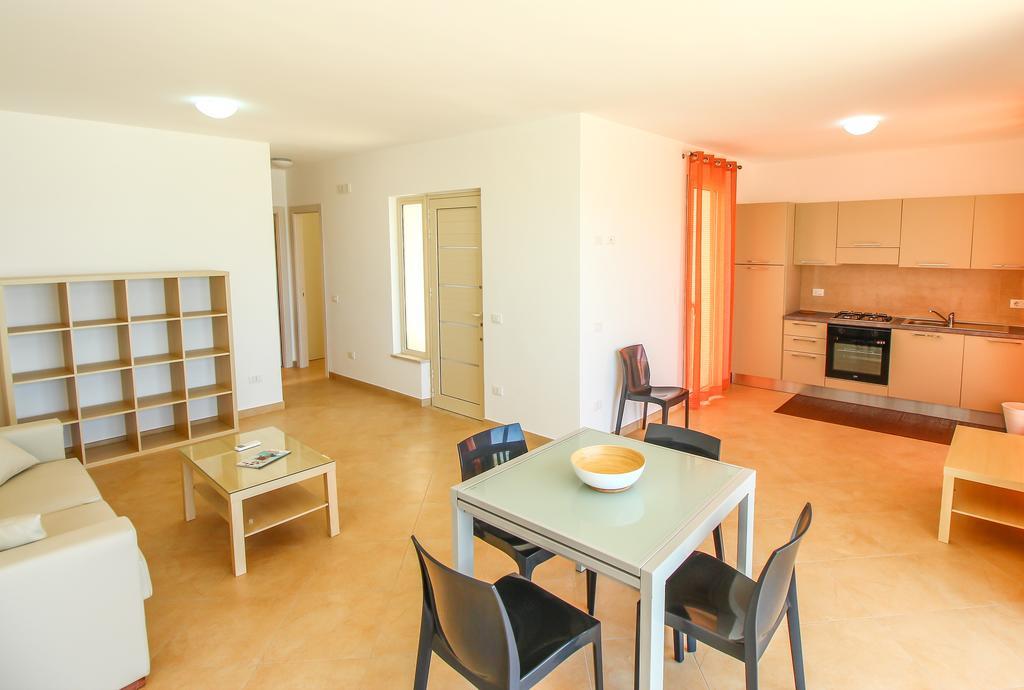Family Suite Porto Vecchio ランペドゥーザ エクステリア 写真